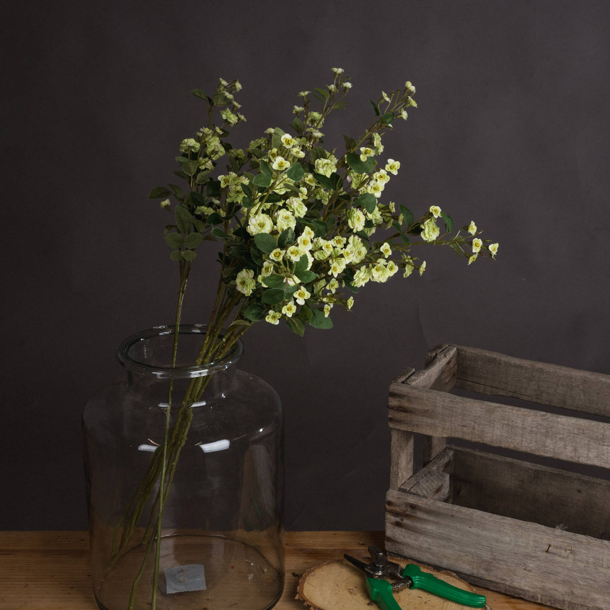 Wild Meadow Rose - Green For Hill Interiors - HIL-19045