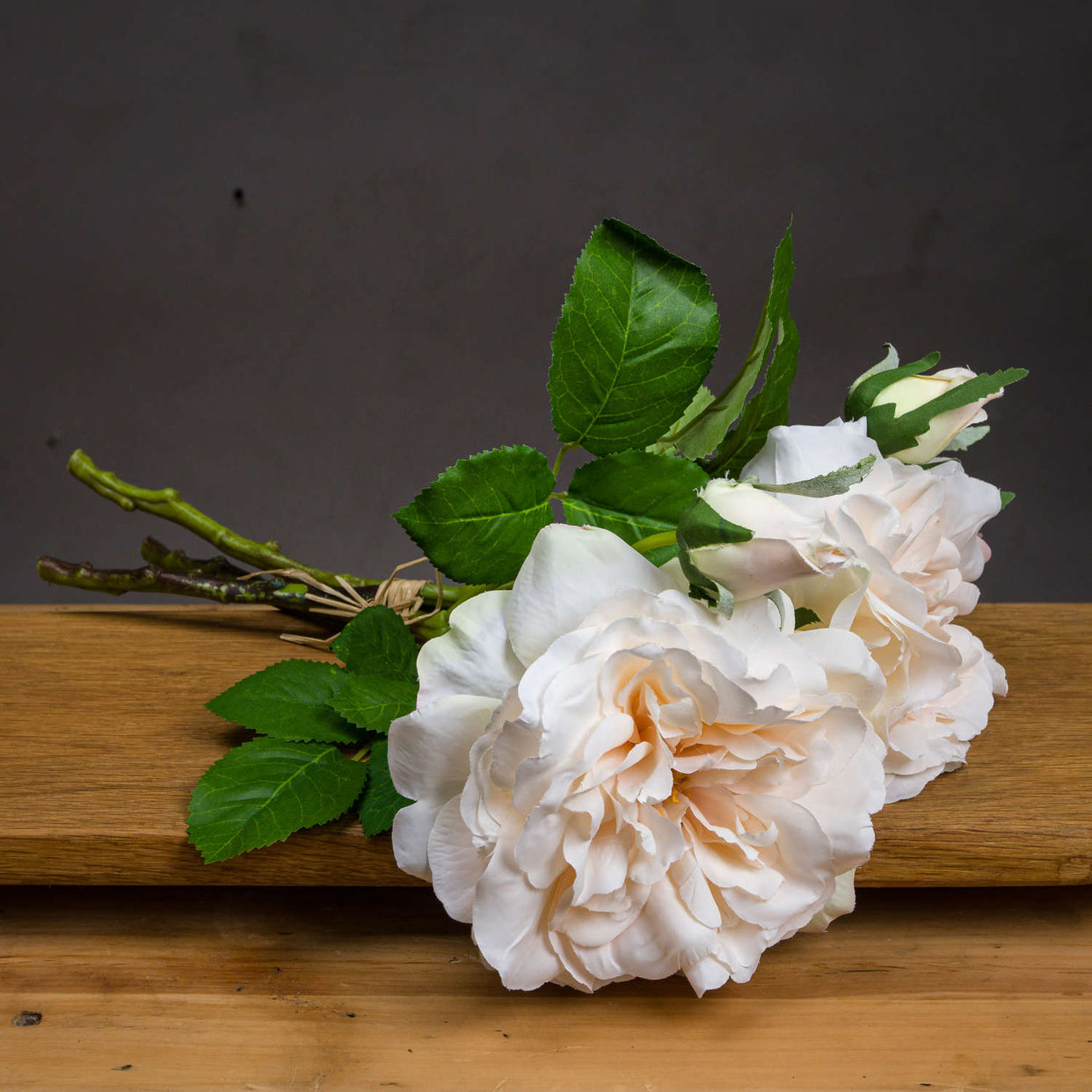 Peachy Short Stem Rose Bouquet - Cream For Hill Interiors - HIL-20126