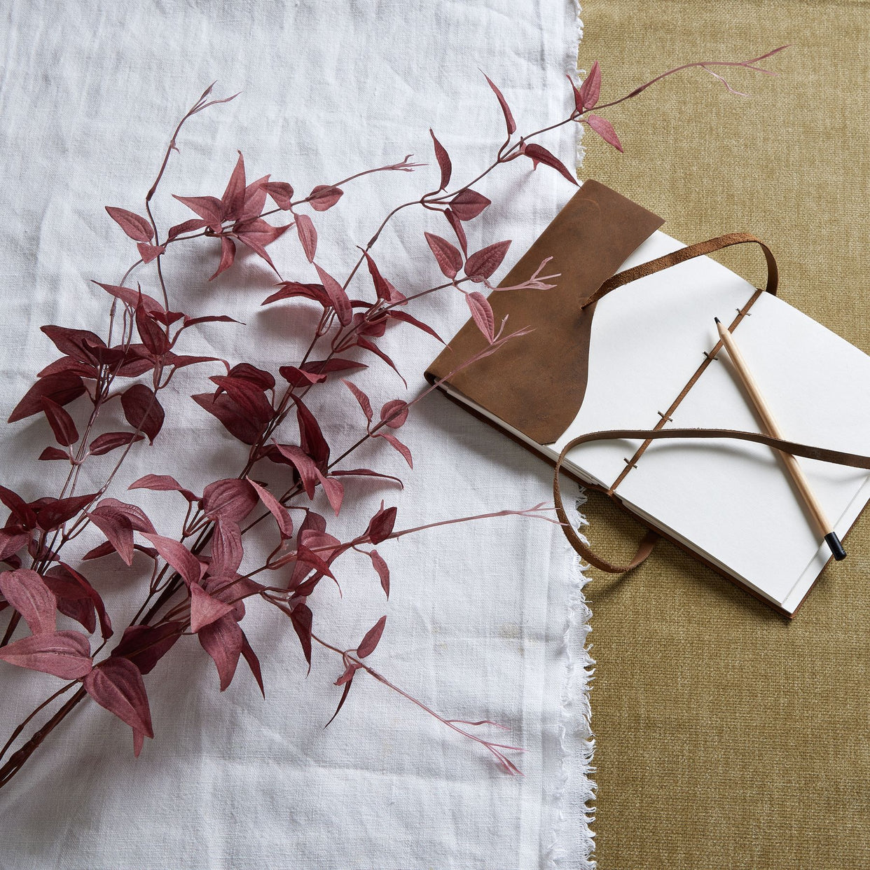 Ornamental Plastic Burgundy Leaf For Hill Interiors - HIL-22629